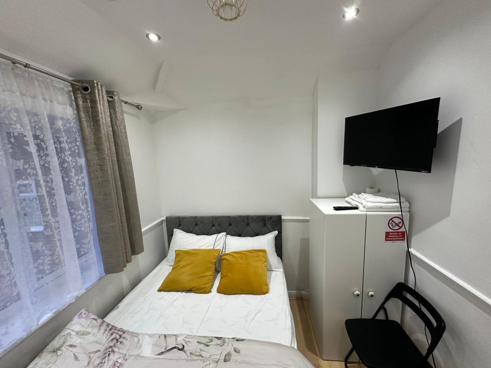 Double Room With Free Wifi Keedonwood Road Bromley Ngoại thất bức ảnh